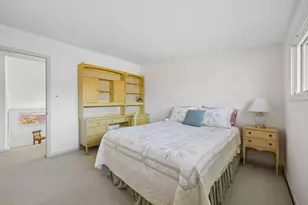 1041 Arbor Ln, Glenview, IL 60025 - Photo 10