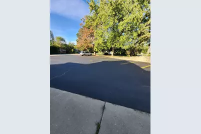 2308 N Ringwood Road, McHenry, IL 60050 - Photo 6