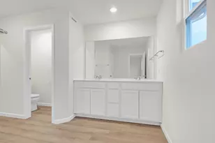 5913 Hawkweed Dr, Naperville, IL 60564 - Photo 12