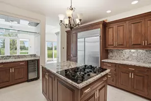 525 Highlington Ct, Beecher, IL 60401 - Photo 2