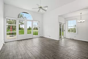 525 Highlington Ct, Beecher, IL 60401 - Photo 6