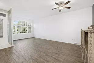 525 Highlington Ct, Beecher, IL 60401 - Photo 10