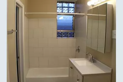 [Address not provided], Waukegan, IL 60085 - Photo 16