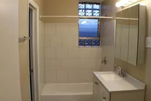 [Address not provided], Waukegan, IL 60085 - Photo 16