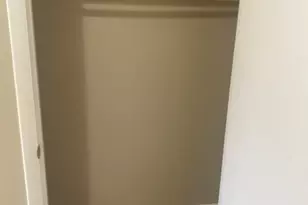 [Address not provided], Waukegan, IL 60085 - Photo 6