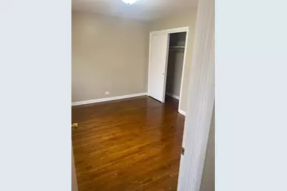 [Address not provided], Waukegan, IL 60085 - Photo 8