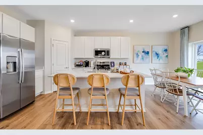 595 Lismore Circle, Elgin, IL 60124 - Photo 8