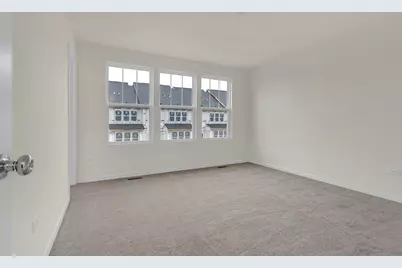 5917 Hawkweed Drive, Naperville, IL 60564 - Photo 10