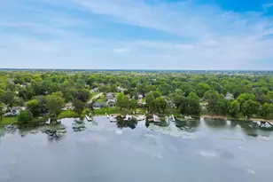 188 Oakwood Dr, Antioch, IL 60002 - Photo 40