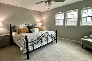 418 Waterford Ct, Carol Stream, IL 60188 - Photo 12