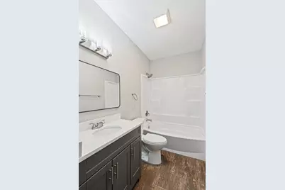 5 S Virginia Road #1, Crystal Lake, IL 60014 - Photo 8