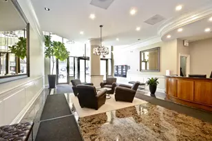 630 N State St, Chicago, IL 60654 - Photo 2