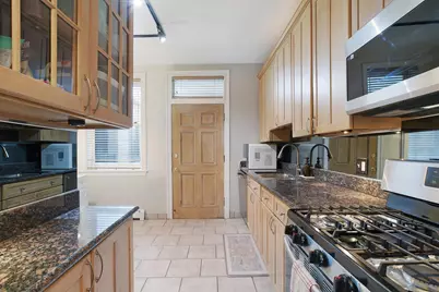 630 W Waveland Avenue #4A, Chicago, IL 60613 - Photo 8