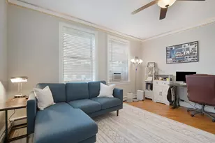 630 W Waveland Ave, Chicago, IL 60613 - Photo 4