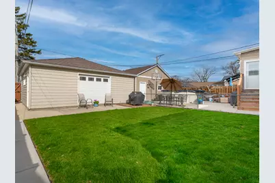 2028 N 72nd Court, Elmwood Park, IL 60707 - Photo 24