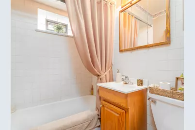 2028 N 72nd Court, Elmwood Park, IL 60707 - Photo 16