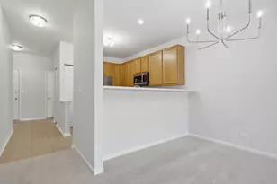 1304 Brookdale Dr, Carpentersville, IL 60110 - Photo 8