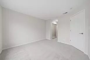 1304 Brookdale Dr, Carpentersville, IL 60110 - Photo 18