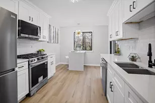 1454 N Elmhurst Rd, Mount Prospect, IL 60056 - Photo 4