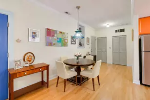 2000 W Greenleaf Ave, Chicago, IL 60645 - Photo 6