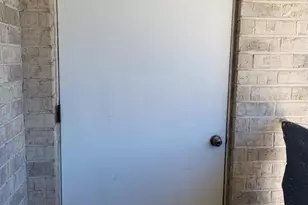 9138 W 95th St, Hickory Hills, IL 60457 - Photo 12