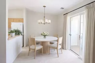 9138 W 95th St, Hickory Hills, IL 60457 - Photo 6