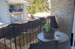 9138 W 95th St, Hickory Hills, IL 60457 - Photo 14