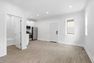 3040 N Drake Ave, Chicago, IL 60618 - Photo 4