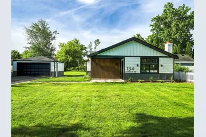 134 E Morrison Avenue, Mount Prospect, IL 60056 - Photo 2