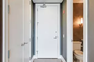 401 N Wabash Ave, Chicago, IL 60611 - Photo 4