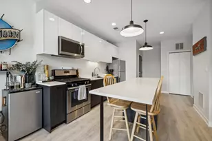 713 N Milwaukee Ave, Chicago, IL 60642 - Photo 6