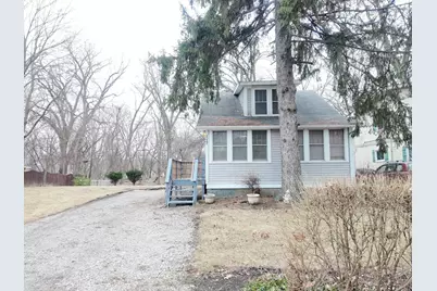 117 Woodland Drive, Round Lake Beach, IL 60073 - Photo 2