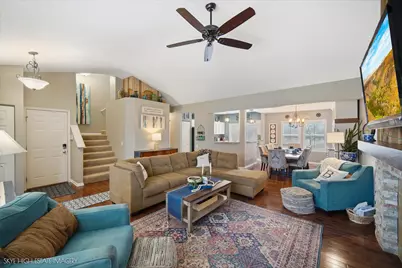 [Address not provided], Aurora, IL 60503 - Photo 12