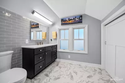 220 S Calumet Avenue, Aurora, IL 60506 - Photo 18