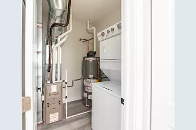 2000 W 22nd Place #1E, Chicago, IL 60608 - Photo 10