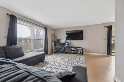 5332 Crescent Lane #C, Oak Forest, IL 60452 - Photo 2