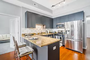 1464 S Michigan Ave, Chicago, IL 60605 - Photo 2