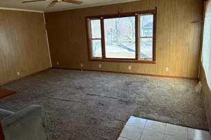 804 Monroe Ave, Dixon, IL 61021 - Photo 12