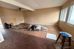 1235 San Simeon Dr, Hanover Park, IL 60133 - Photo 2