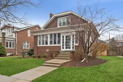 10310 S Hamilton Avenue, Chicago, IL 60643 - Photo 2