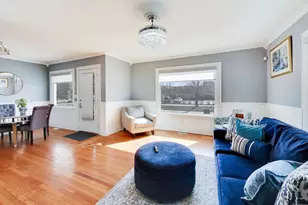 264 E 161 St Pl, South Holland, IL 60473 - Photo 6