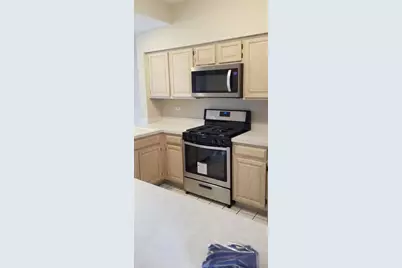 147 Polaris Drive, Lake in the Hills, IL 60156 - Photo 6