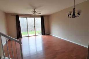 147 Polaris Dr, Lake in the Hills, IL 60156 - Photo 10