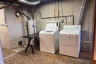 580 N State St, Hampshire, IL 60140 - Photo 24