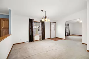 848 Aspen Dr, Manteno, IL 60950 - Photo 4