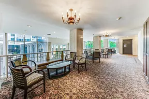 4250 N Marine Dr, Chicago, IL 60613 - Photo 20