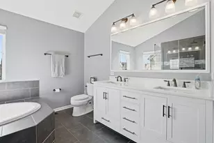 8301 Trumbull Ave, Joliet, IL 60431 - Photo 18