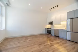 2028 N Oakley Ave, Chicago, IL 60647 - Photo 2