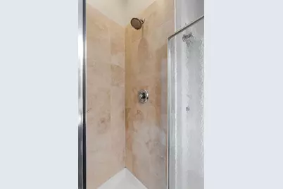 2758 W Francis Place #204, Chicago, IL 60647 - Photo 14