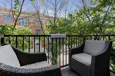 2758 W Francis Place #204, Chicago, IL 60647 - Photo 18